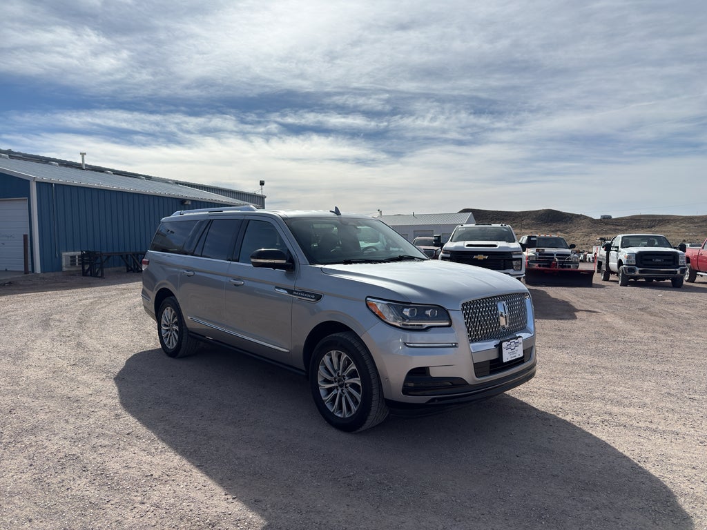 2022 Lincoln Navigator L Standard