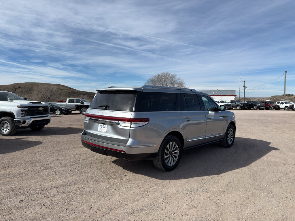 2022 Lincoln Navigator L Standard
