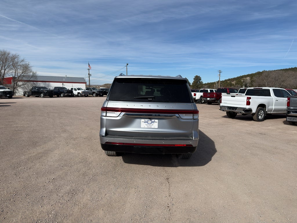 2022 Lincoln Navigator L Standard