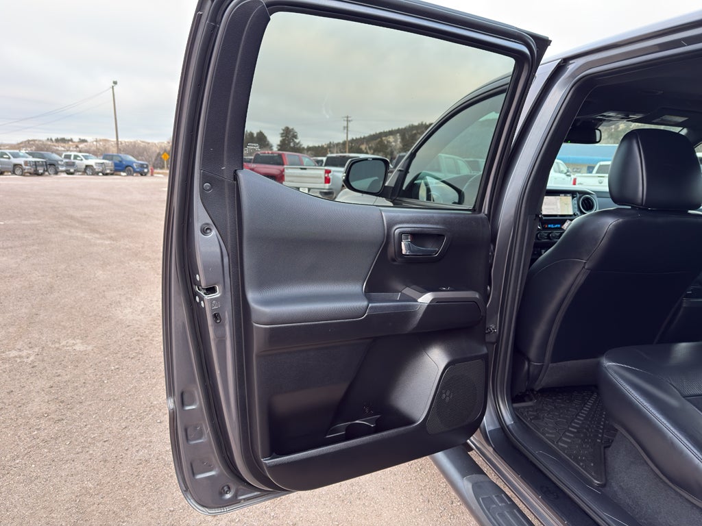 2021 Toyota Tacoma 4WD SR