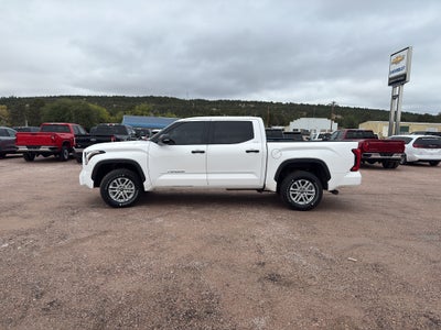 2024 Toyota Tundra 4WD SR5