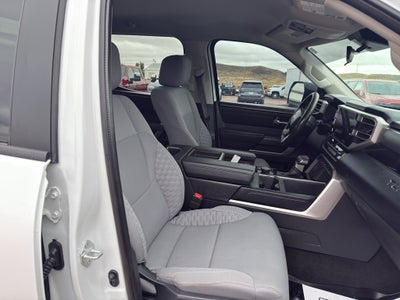 2024 Toyota Tundra 4WD SR5