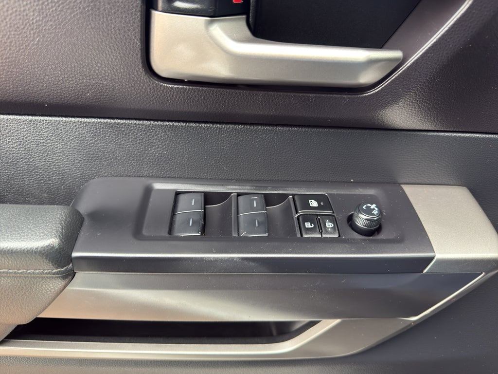 2024 Toyota Tundra 4WD SR5