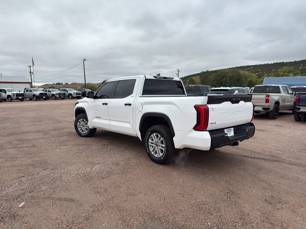 2024 Toyota Tundra 4WD SR5