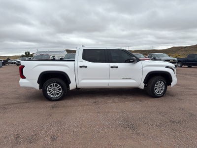 2024 Toyota Tundra 4WD SR5