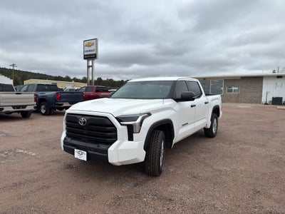 2024 Toyota Tundra 4WD SR5