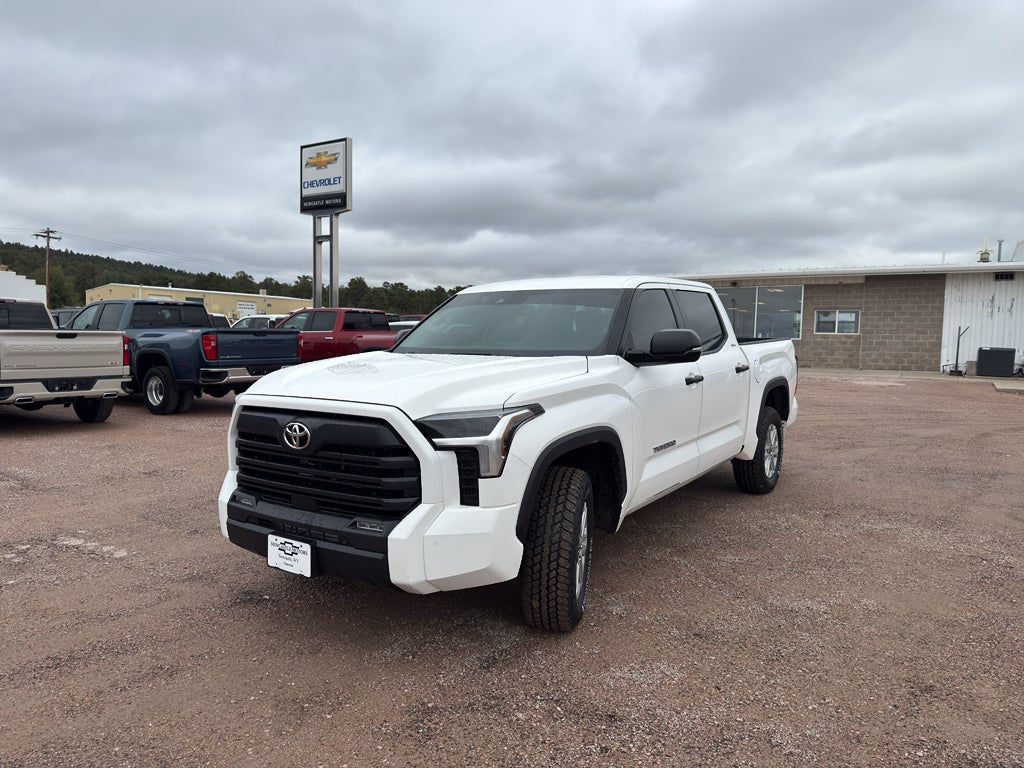 2024 Toyota Tundra 4WD SR5