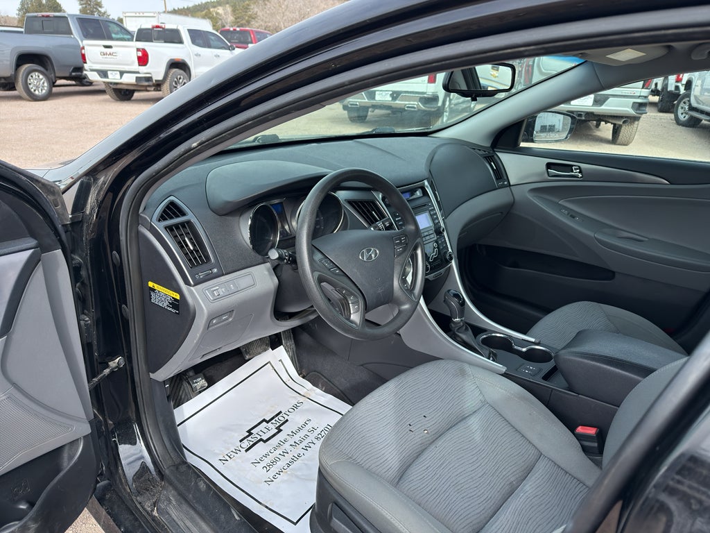 2013 Hyundai Sonata Hybrid Base